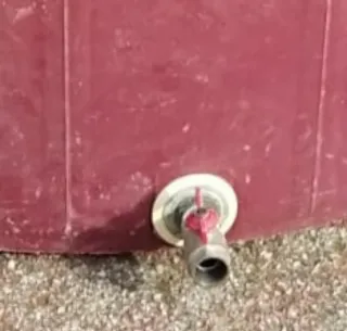 Depósito Polietileno alimentario 1000L, con llave.