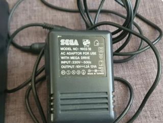 Sega Mega Drive original 2000 juegos en la SD