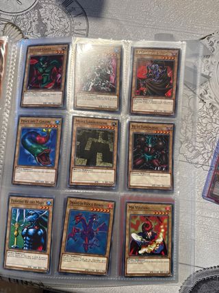 Lotto carte Yu-Gi-Oh!