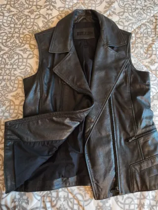 Gilet Calvin Klein in pelle nera