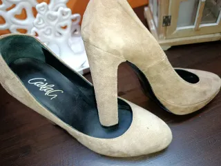 Scarpe Carla G donna 37 beige Nuove in camoscio