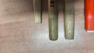 Mangos de plástico y madera