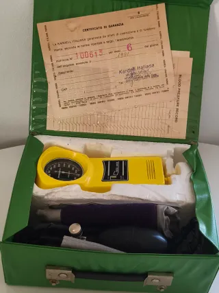 Misuratore Pressione Sanguigna Vintage Kardell1980