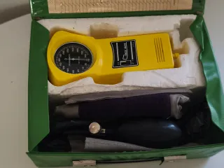Misuratore Pressione Sanguigna Vintage Kardell1980