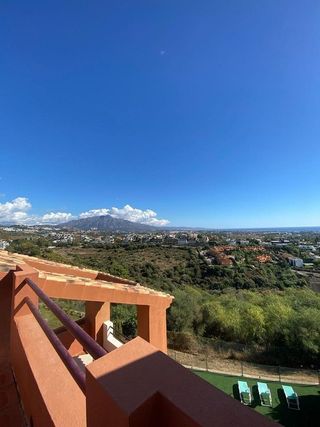 Casa pareada en alquiler en Benahavís