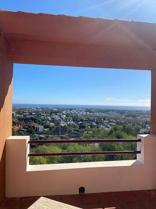 Casa pareada en alquiler en Benahavís