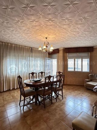 Edificio en venta en Verín