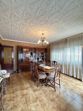 Edificio en venta en Verín