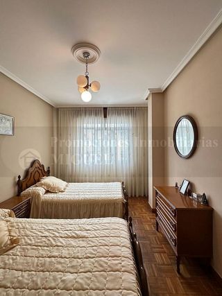 Edificio en venta en Verín