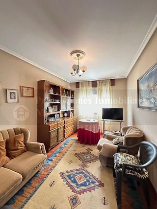 Edificio en venta en Verín