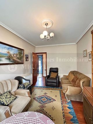 Edificio en venta en Verín