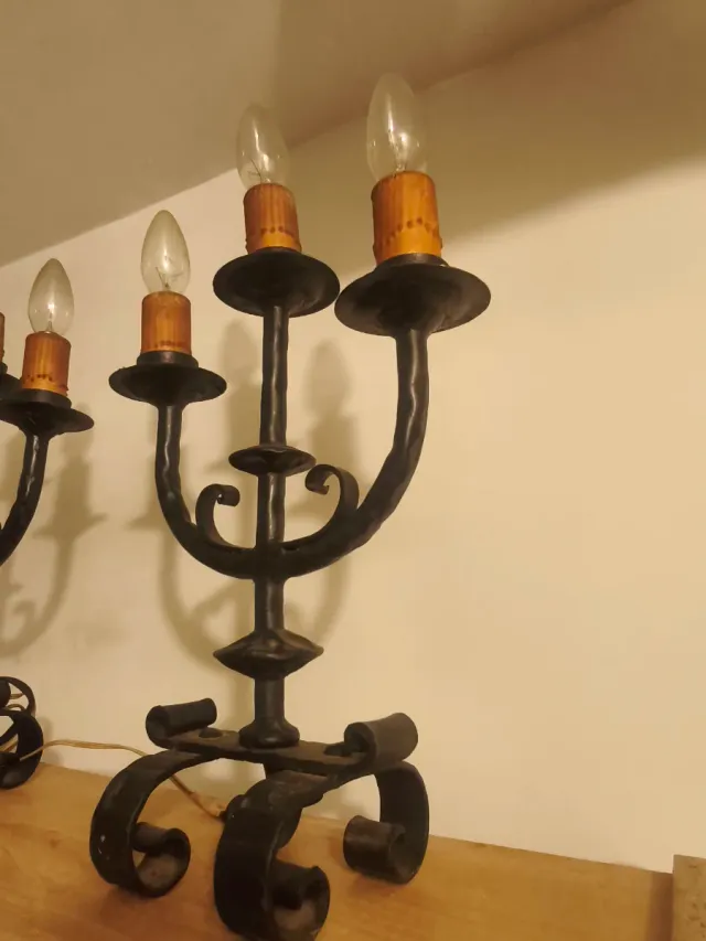 Candelabros hierro forjado antiguos eléctricos