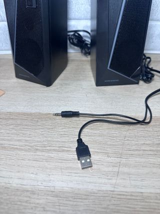Altavoces de ordenador