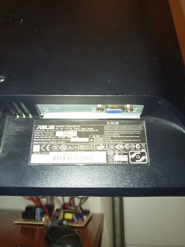 Monitor Asus 19 Nero