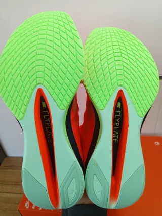 Nike ZoomX Vaporfly Next% 4. 43