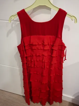 Vestido rojo con volantes