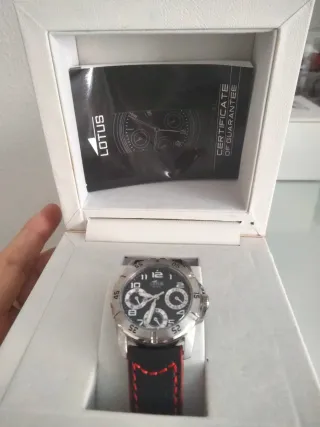 Reloj Lotus niño negro y plateado