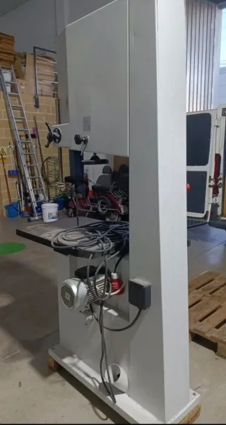 Serradora de cinta KENBILL