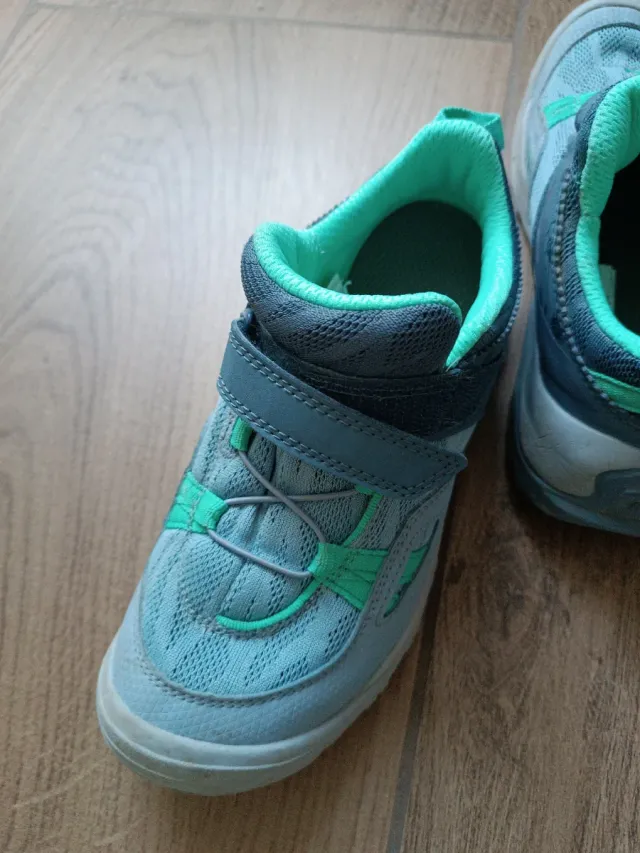 Zapatillas montaña niña T34 Decathlon