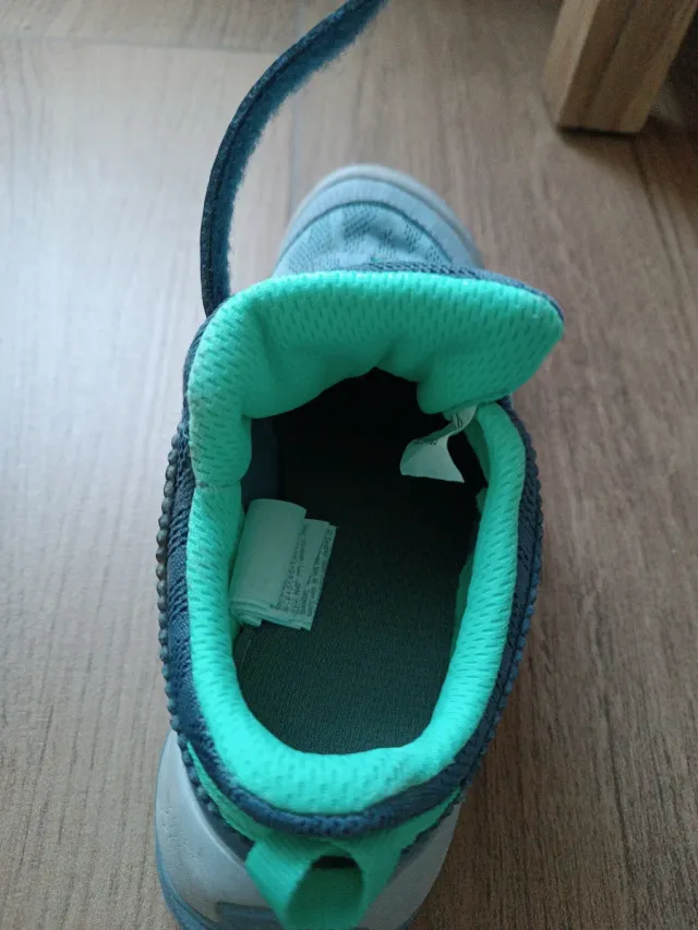 Zapatillas montaña niña T34 Decathlon