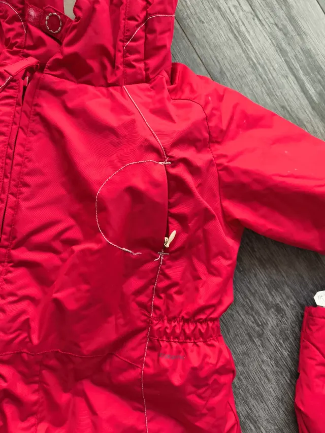 Mono de esquí rojo 4 años