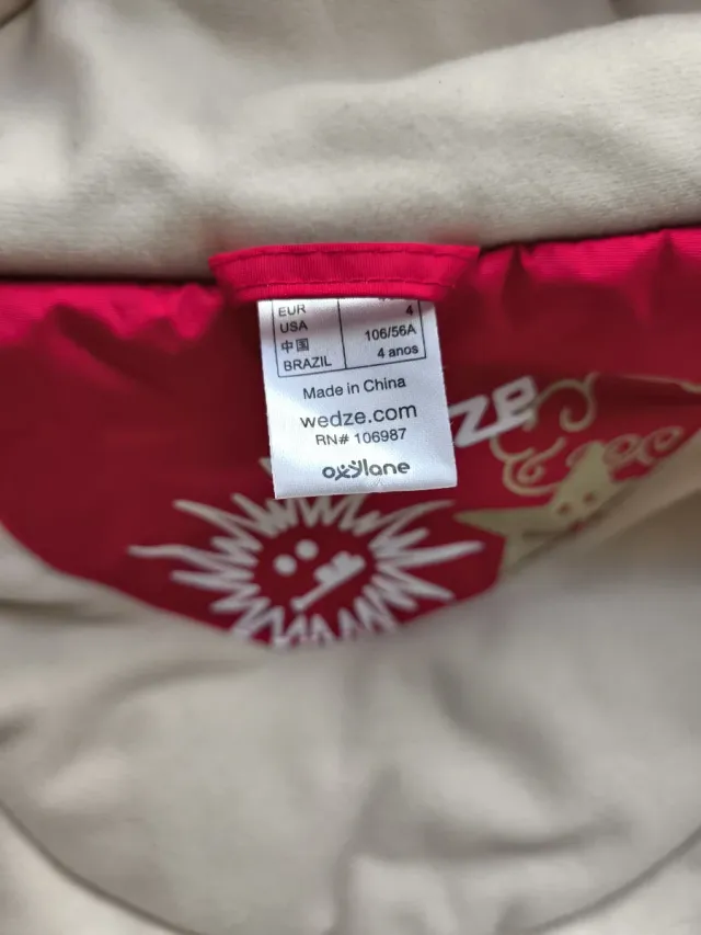 Mono de esquí rojo 4 años