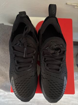 Nike Air Max 270 Negras