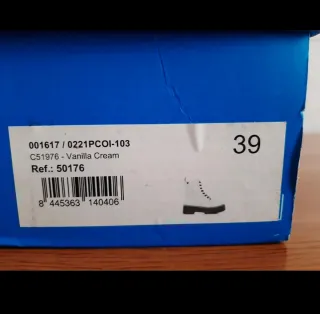 Botas Mustang Beige y Negras