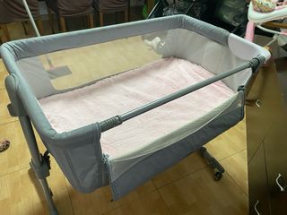 Cuna colecho Chicco gris