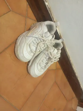 Zapatillas para niñas  Marca Fila