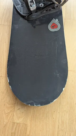 Tabla de Snowboard Negra con Fijaccion Nitro mujer