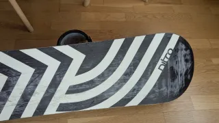 Tabla de Snowboard Negra con Fijaccion Nitro mujer