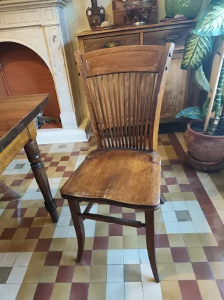 Conjunto comedor mesa y 4 sillas madera