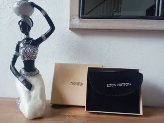 Cartera Louis Vuitton Negra