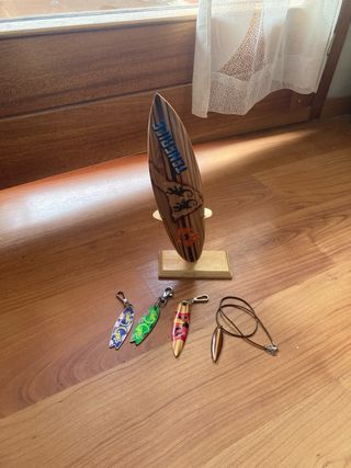 Lote de 4 artículos de surf