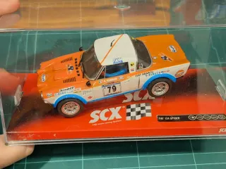 Fiat 124 Spyder Scalextric