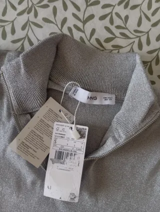 Jersey Mango cuello alto cremallera plateado