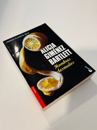 Hombres desnudos - Alicia Giménez Bartlett