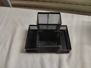 Organizador de escritorio de malla metálica negra