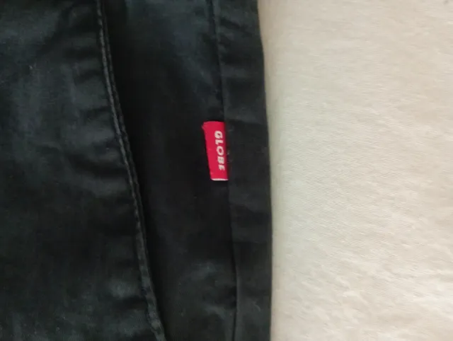 Pantalones Globe Talla 31 Negros