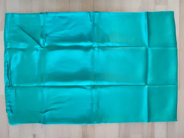 Federa Olesilk in seta verde 40x60cm