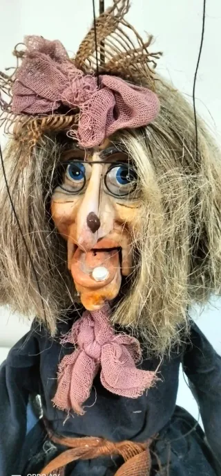 Marioneta, Títere, Bruja de la Suerte.