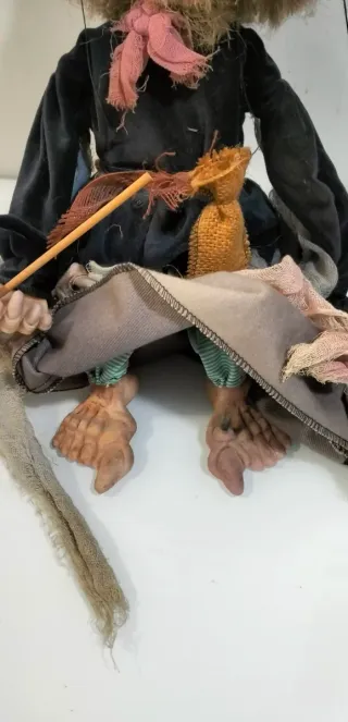 Marioneta, Títere, Bruja de la Suerte.
