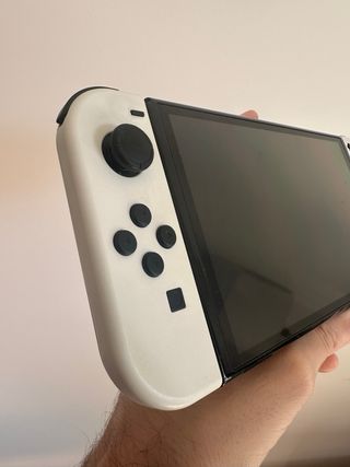 Nintendo Switch OLED Blanca + Juegos + funda