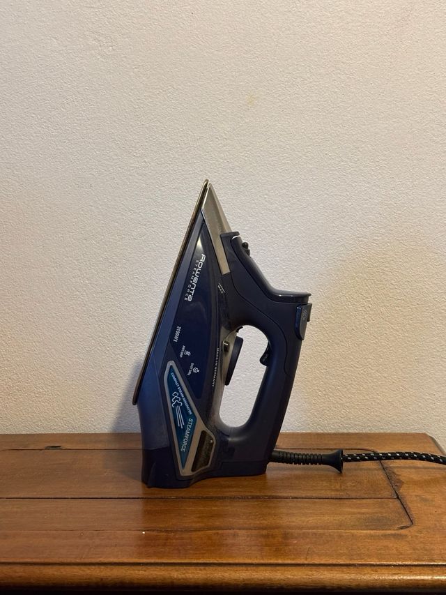 Ferro da stiro Rowenta Steamforce Blu