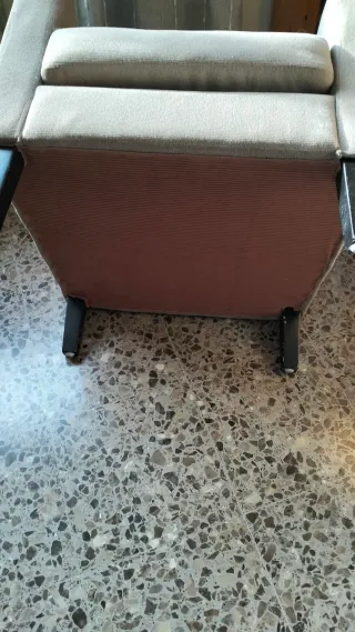 Sillón butaca tela beige/gris