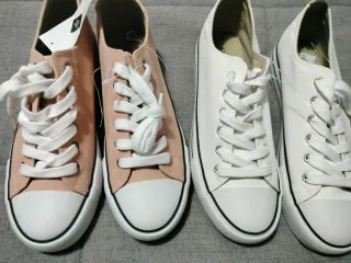 Lote 2 Zapatillas Deportivas Talla 42