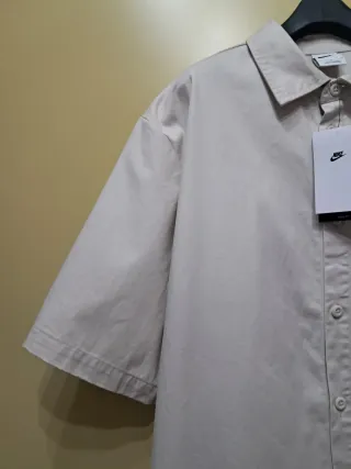 Camicia Nike Club, size M, colore panna, nuovo!!