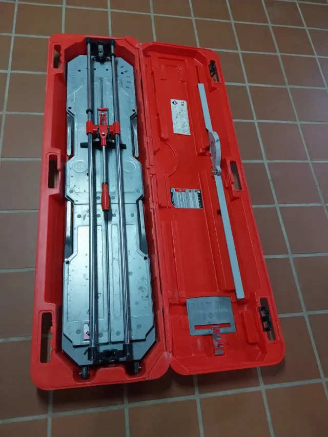 Cortadora de azulejos profesional con maletín