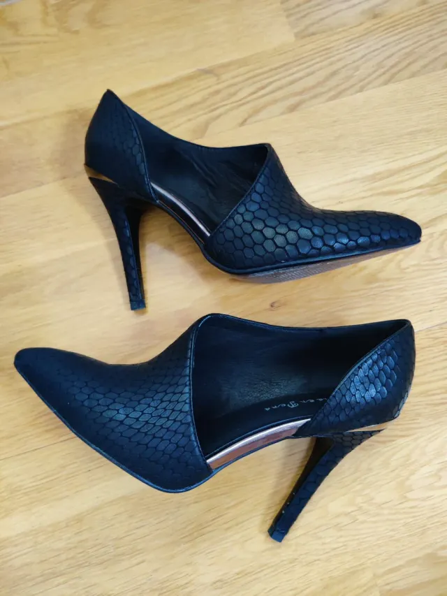 Zapatos Tacón Alma en Pena Negros